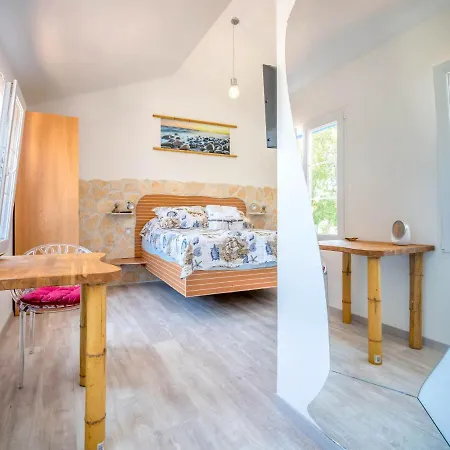 Sleeps 8 With Pool Air Con And Wifi Villa Novi Vinodolski